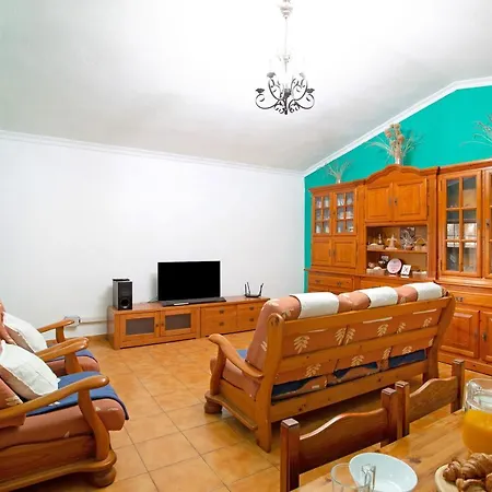 Tropical Villa *
